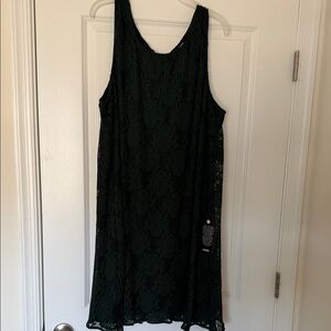 NWT Avenue Sleeveless Lace Shift Dress with Bow Back in Dark Green